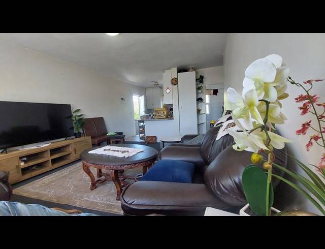 2 BEDROOM APARTMENT FOR SALE IN OAKGLEN